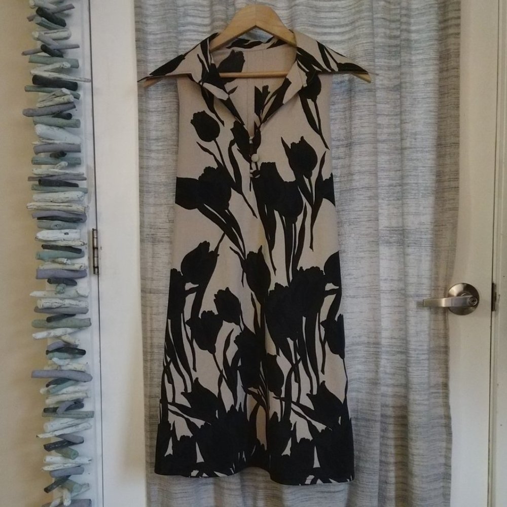 Vintage 70s Tulip Print Lapel Collar Dress